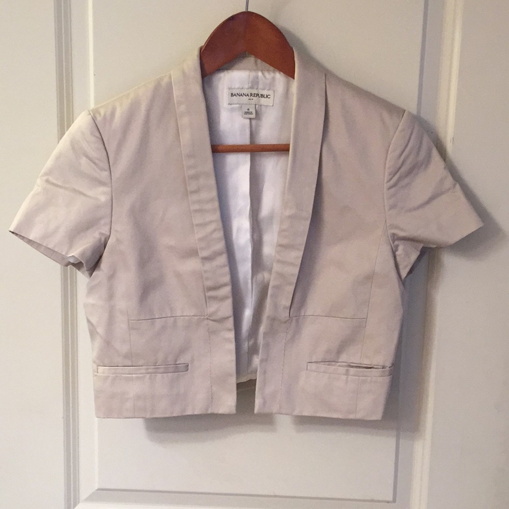 Banana Republic cropped jacket size 6